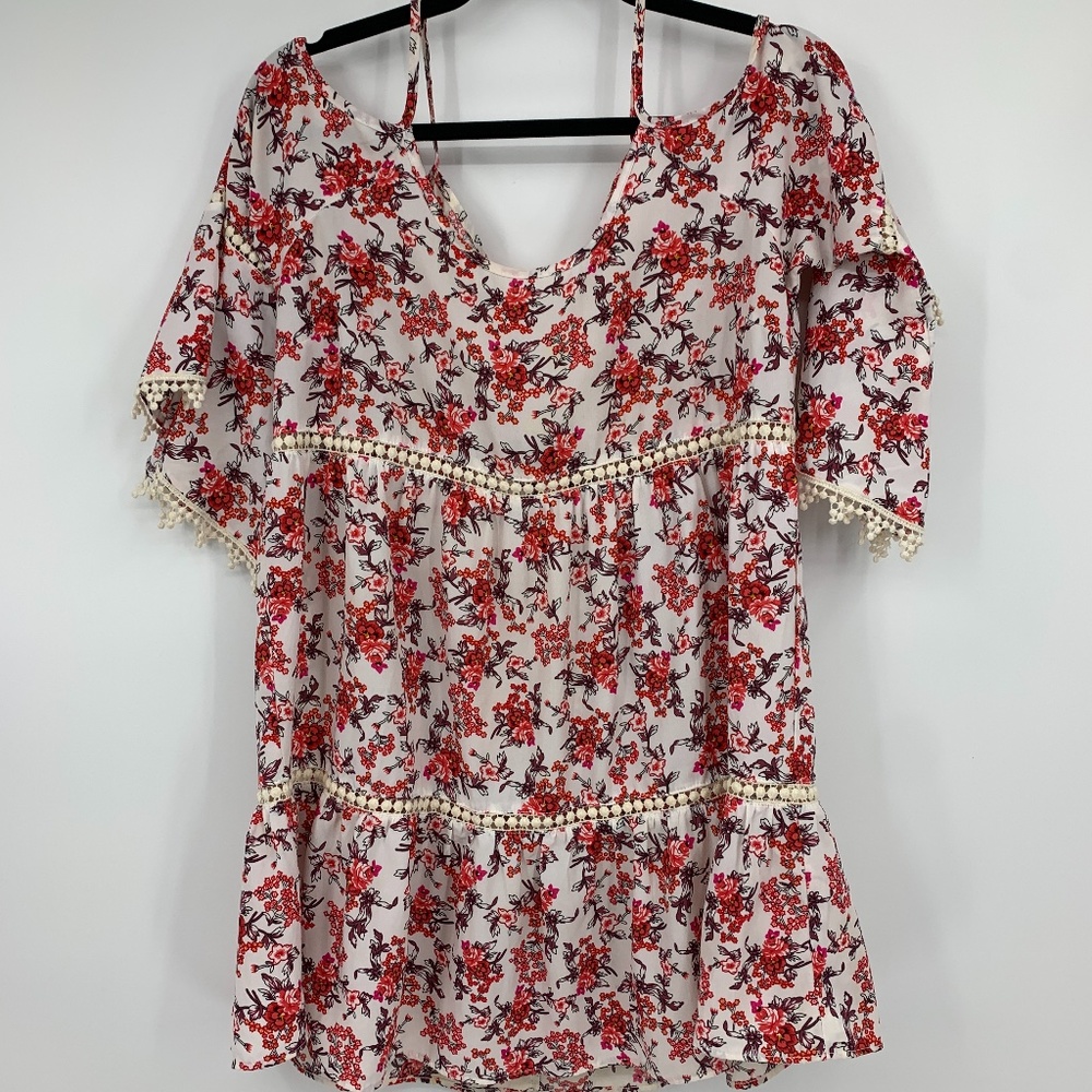 Umgee blouse small pom‎ poms cold shoulder flowy
